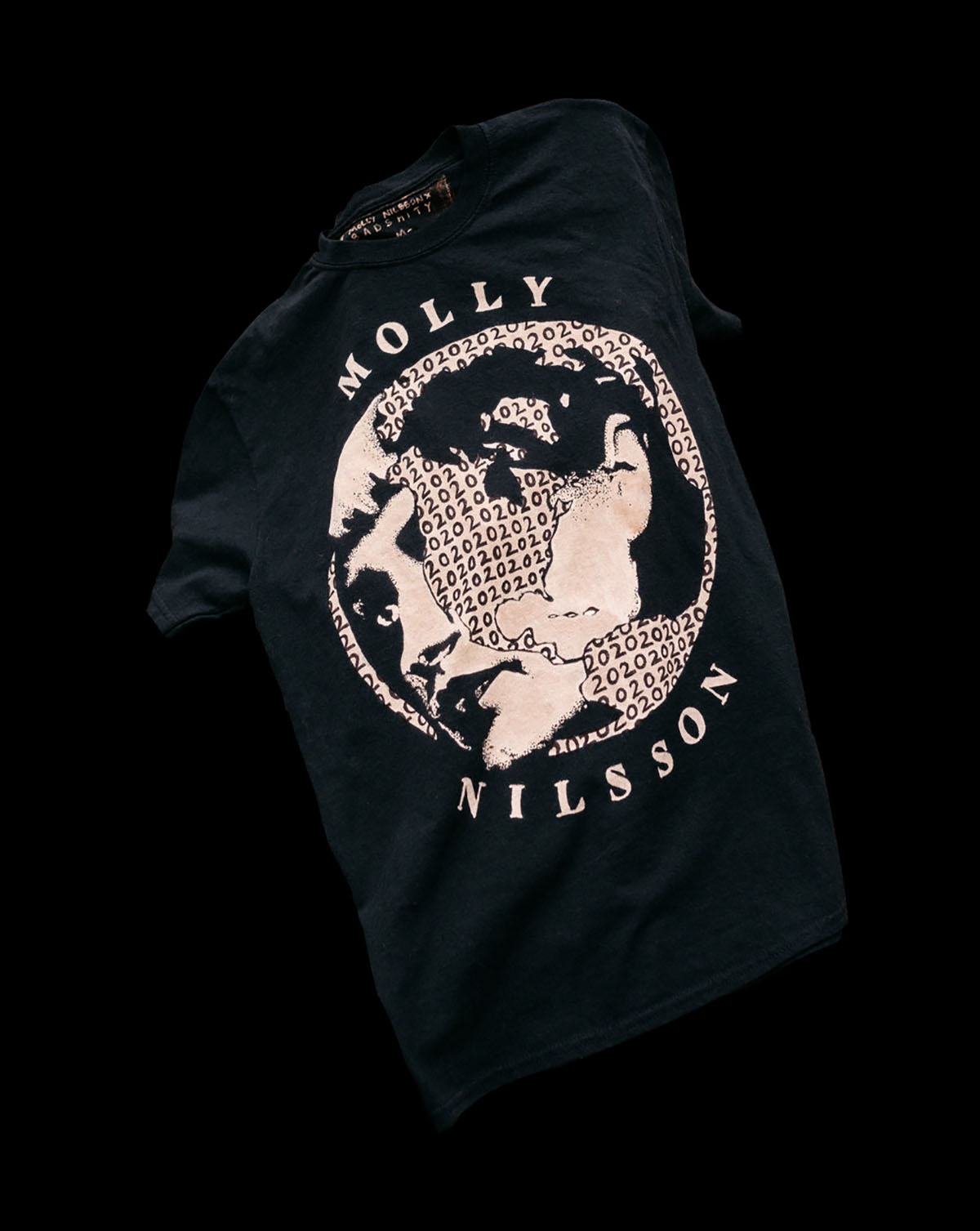 Molly Nilsson's Final T-Shirt Design